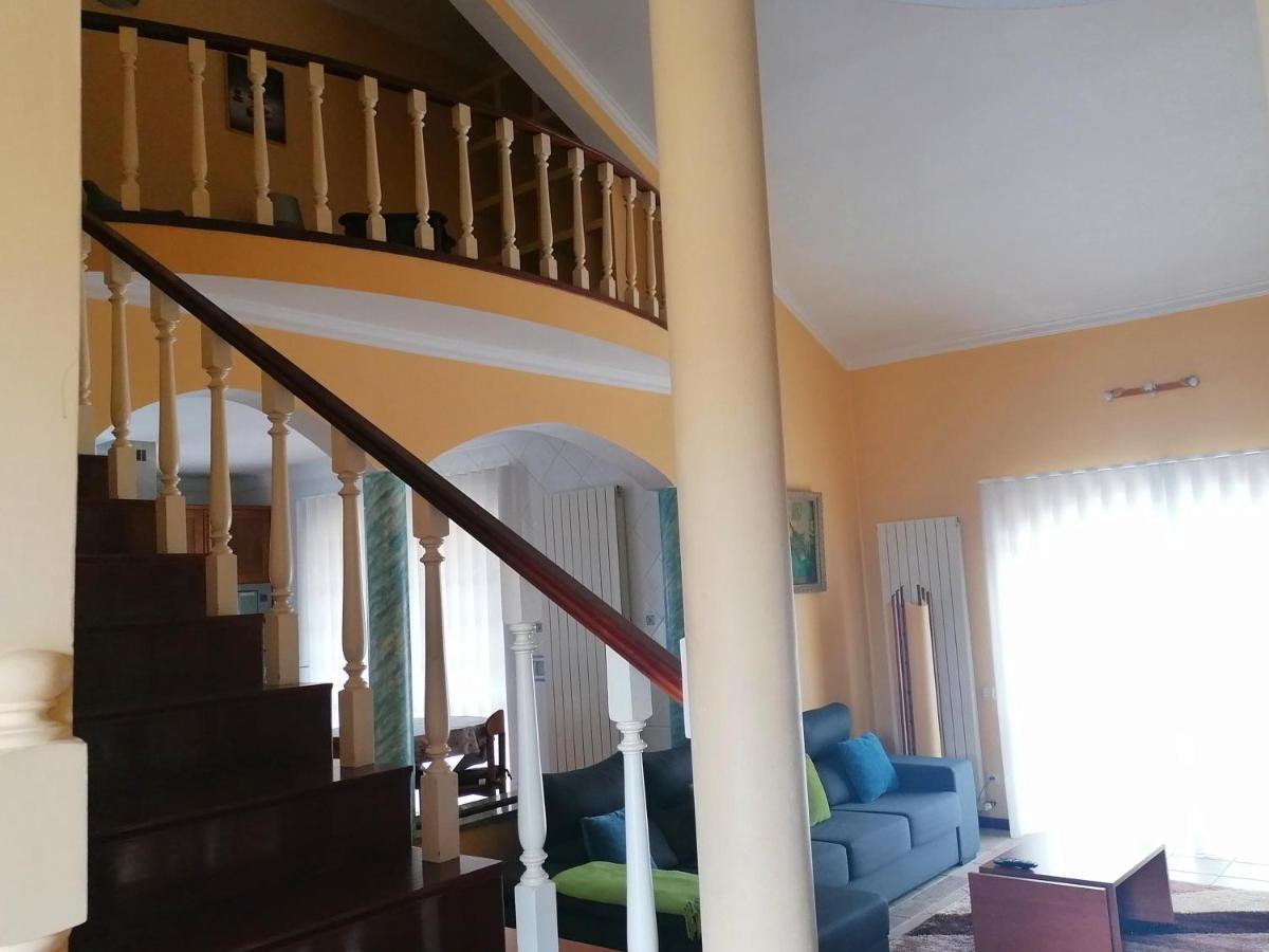 モンジン・デ・バスト Casa Travessa Da Quintaヴィラ エクステリア 写真