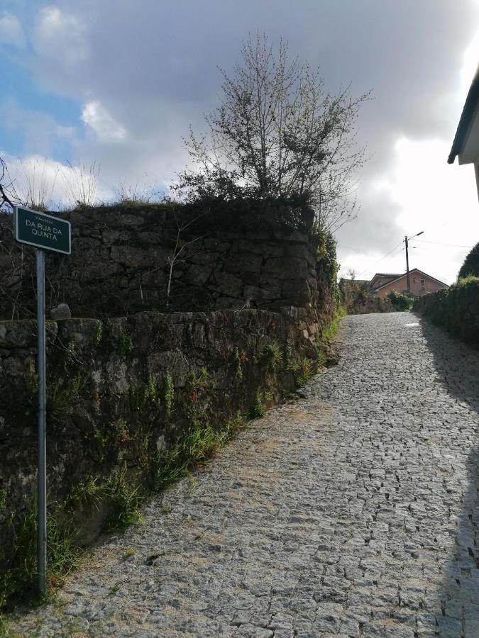 モンジン・デ・バスト Casa Travessa Da Quintaヴィラ エクステリア 写真